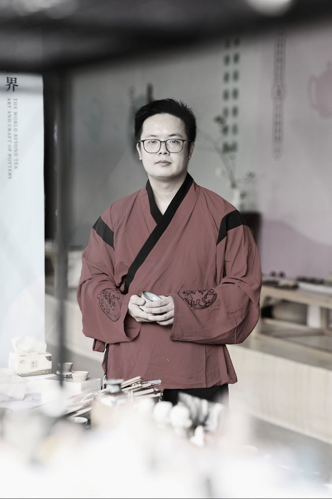 工匠卢震峰陶艺作品展出开元棋牌试玩【诸暨